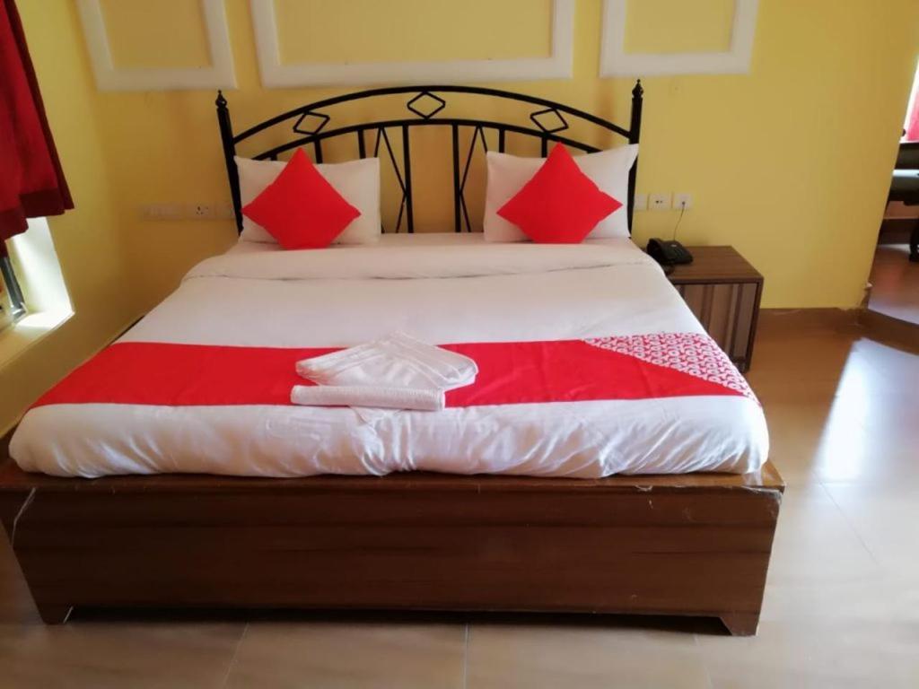 Kajipuria Resort Gajraula Eksteriør billede